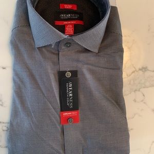 Kenneth Cole Men’s Button Up slim fit